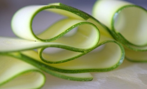 Hết veo nồi cơm với món sườn rim mật ong đậm đà, ngon tuyệt