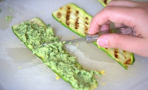 Hết veo nồi cơm với món sườn rim mật ong đậm đà, ngon tuyệt