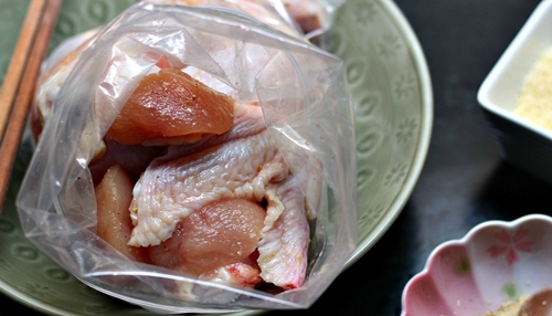 Hết veo nồi cơm với món tôm rim cay dễ làm, ăn ngon