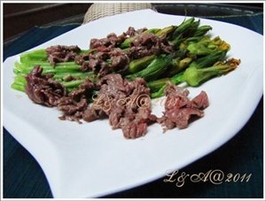 Hoa bí xào thịt bò