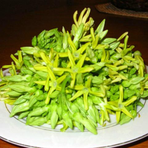 Cách làm hoa thiên lý xào nấm