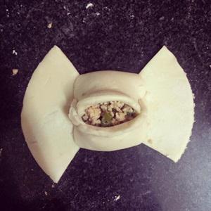 Cách làm hoành thánh hoa hồng chiên