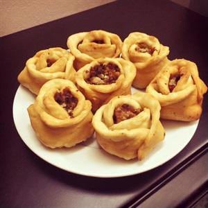 Cách làm hoành thánh hoa hồng chiên