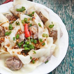 Cách làm hoành thánh luộc nhân thịt bằm