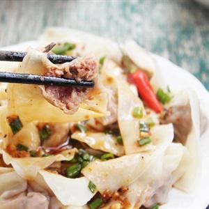 Cách làm hoành thánh luộc nhân thịt bằm