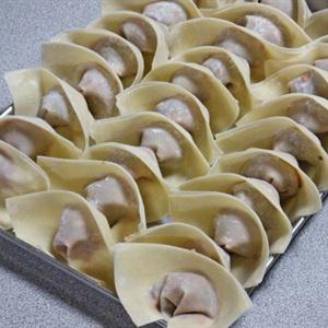 Cách làm hoành thánh luộc nhân thịt bằm