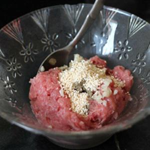 Cách làm hoành thánh thịt heo