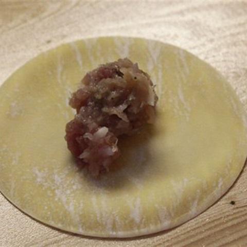 Cách làm hoành thánh tôm thịt