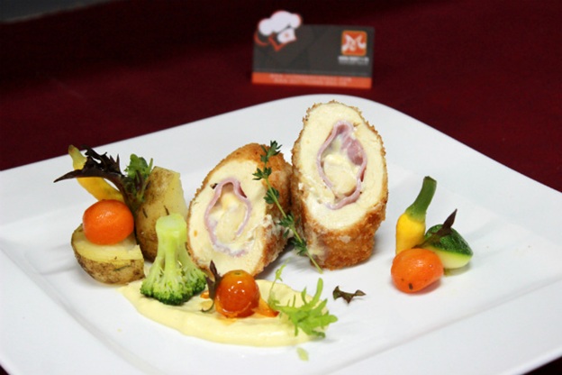 Học cách làm thịt gà sốt kem mù tạt – Cordon Bleu
