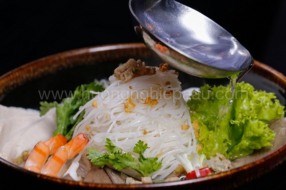 Học cách nấu Hủ Tiếu Nam Vang cực ngon