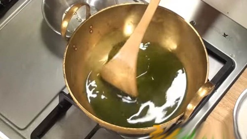 Học làm kẹo brigadeiro đầy mày sắc, ăn vặt cực vui của người Brazil