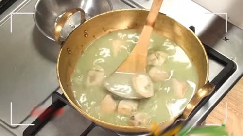 Học làm kẹo brigadeiro đầy mày sắc, ăn vặt cực vui của người Brazil