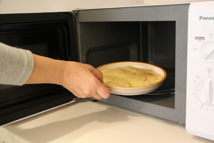 Học làm salad Nga đẹp mắt, lạ miệng