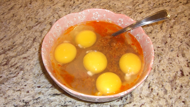 Học nấu ăn với món bún riêu cua đặc trưng vị Việt