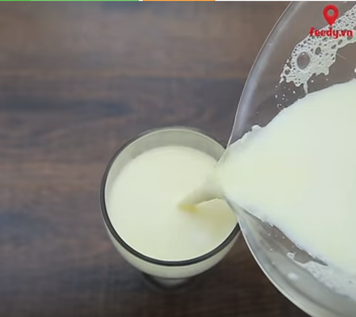 Hồng trà kiwi mật ong chua ngọt đầy thích thú