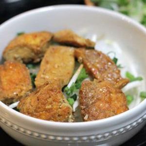 Cách làm hủ tiếu nấu chay