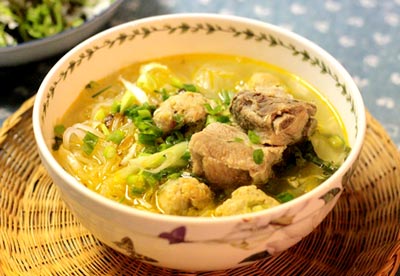 Hủ tiếu sườn mọc