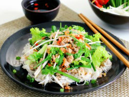 Hủ tiếu xào khô