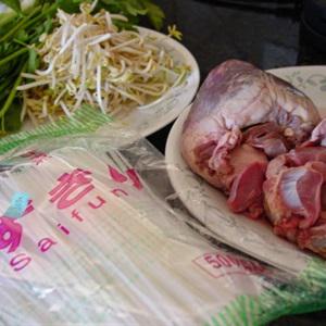 Cách làm hủ tiếu xào tim heo