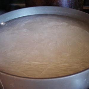 Cách làm hủ tiếu xào tim heo