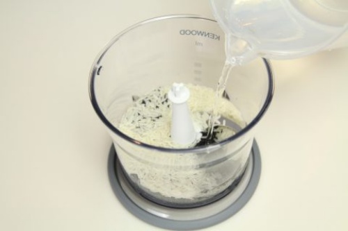 Hướng dẫn cách làm bánh gạo viên truyền thống Hàn Quốc cực kỳ thơm ngon