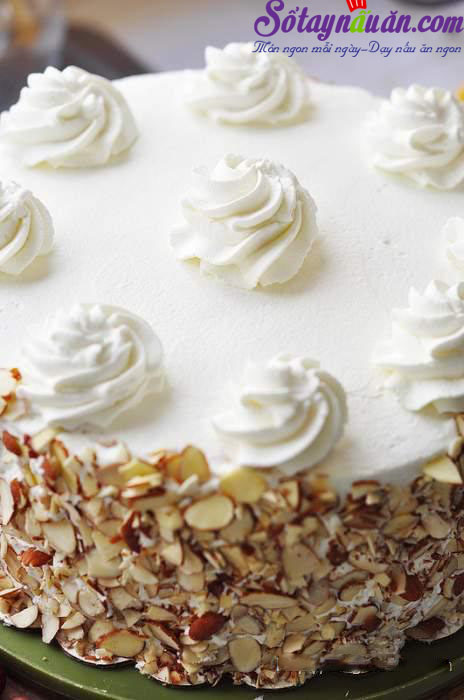 Hướng dẫn cách làm bánh gato dâu tây ngọt ngào đón Valentine