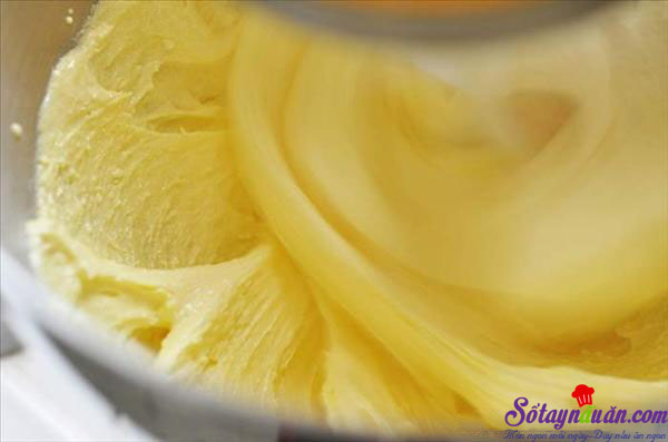 Hướng dẫn cách làm bánh gato dâu tây ngọt ngào đón Valentine