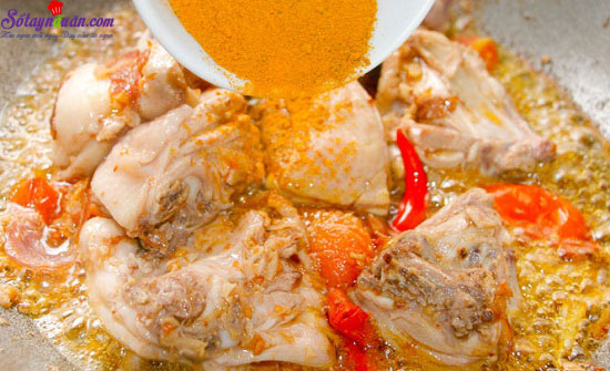 Hướng dẫn cách làm gà sốt hạnh nhân hấp dẫn