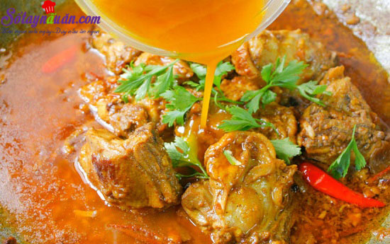 Hướng dẫn cách làm gà sốt hạnh nhân hấp dẫn