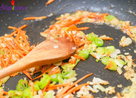 Hướng dẫn cách làm món cơm chiên Nhật Bản thơm ngon hấp dẫn