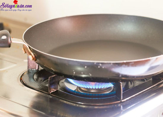 Hướng dẫn cách làm món cơm chiên Nhật Bản thơm ngon hấp dẫn