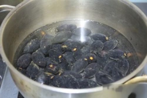 Hướng dẫn cách nấu chè đậu đỏ bí ngô ngon quên sầu