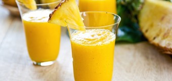 Hướng dẫn làm 2 kiểu sinh tố từ dứa thơm ngon hết ý