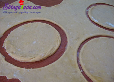 Hướng dẫn làm bánh cannoli truyền thống của Ý siêu ngon