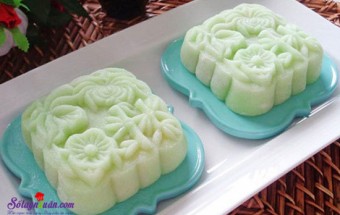 Hướng dẫn làm bánh dẻo lá dứa nhân đậu xanh ngon tuyệt