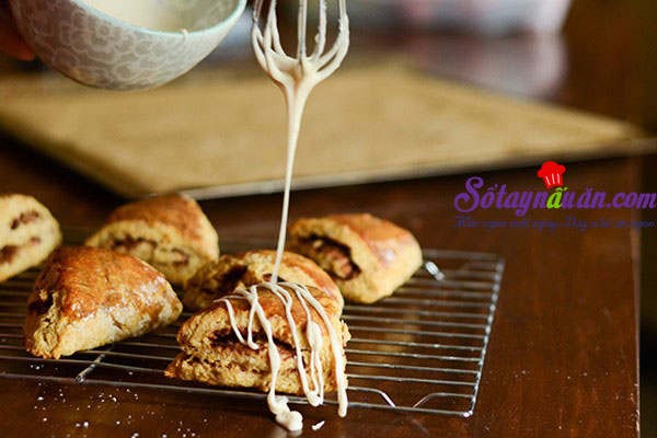 Hướng dẫn làm bánh scones hương quế giòn tan thơm ngon