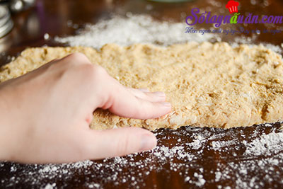 Hướng dẫn làm bánh scones hương quế giòn tan thơm ngon