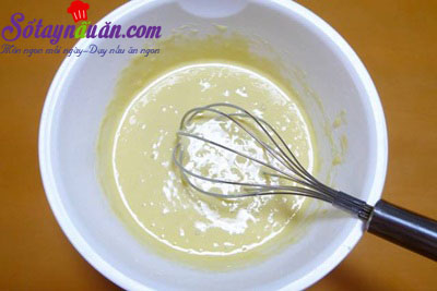 Hướng dẫn làm bánh táo úp ngược bằng nồi cơm điện