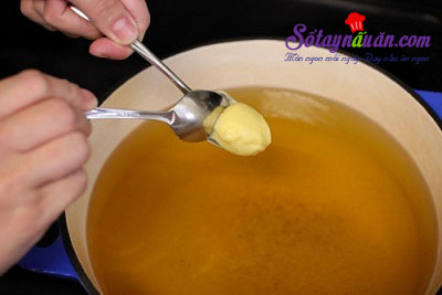 Hướng dẫn làm bánh zeppole – bánh rán mini kiểu Ý cực dễ