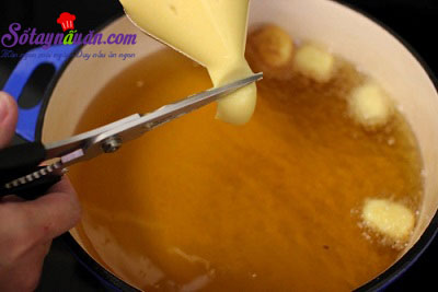 Hướng dẫn làm bánh zeppole – bánh rán mini kiểu Ý cực dễ