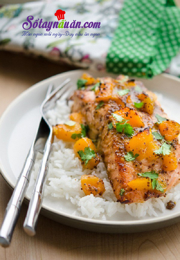 Hướng dẫn làm cá hồi xốt đào chua ngọt thơm ngon khó cưỡng