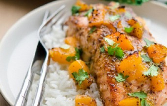 Hướng dẫn làm cá hồi xốt đào chua ngọt thơm ngon khó cưỡng