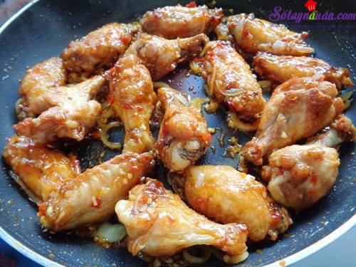 Hướng dẫn làm cánh gà sốt chua ngọt siêu hấp dẫn