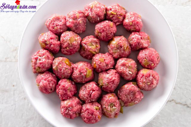 Hướng dẫn làm canh thịt viên kiểu Mexico ngon mê ly