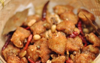 Hướng dẫn làm gà chiên giòn ướp bia – nhậu cực đã