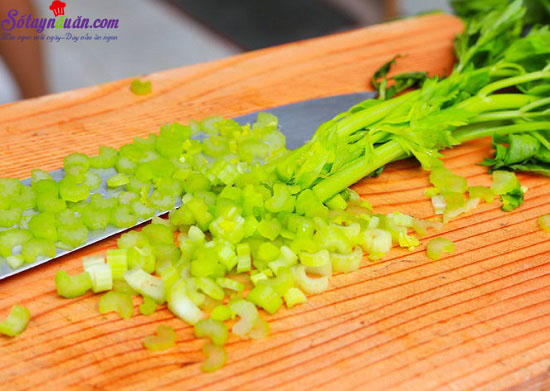 Hướng dẫn làm gà nướng nhồi thập cẩm ngon tuyệt