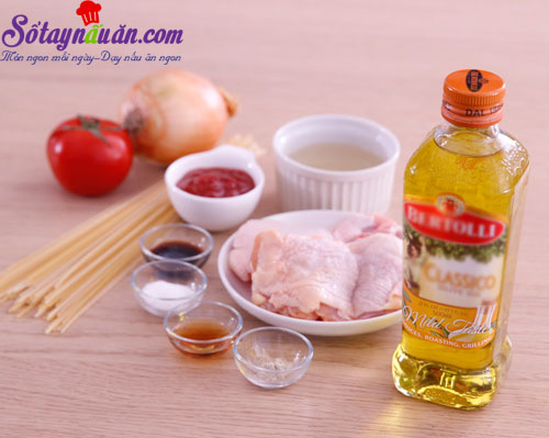 Hướng dẫn làm mì Ý xào thịt gà bổ dưỡng cho bữa sáng