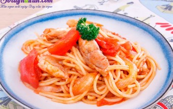 Hướng dẫn làm mì Ý xào thịt gà bổ dưỡng cho bữa sáng