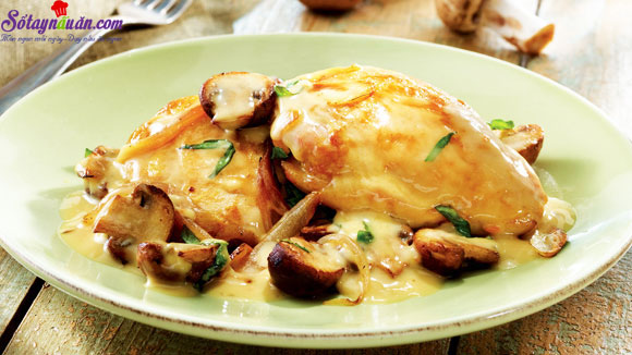 Hướng dẫn làm món sườn sốt kem nấm lạ miệng