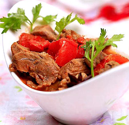 Hướng dẫn làm món Thịt Bò hầm cà chua bổ dưỡng